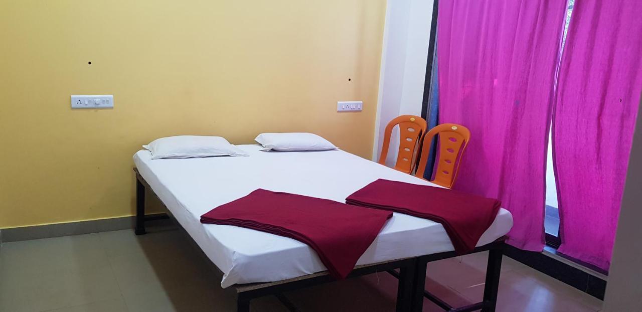 Hotel Yash Garden Residency Ganpatipule Exterior foto